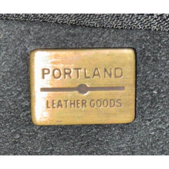 Portland Leather Goods Cypress Crossbody Purse - Black - Picture 10 of 10